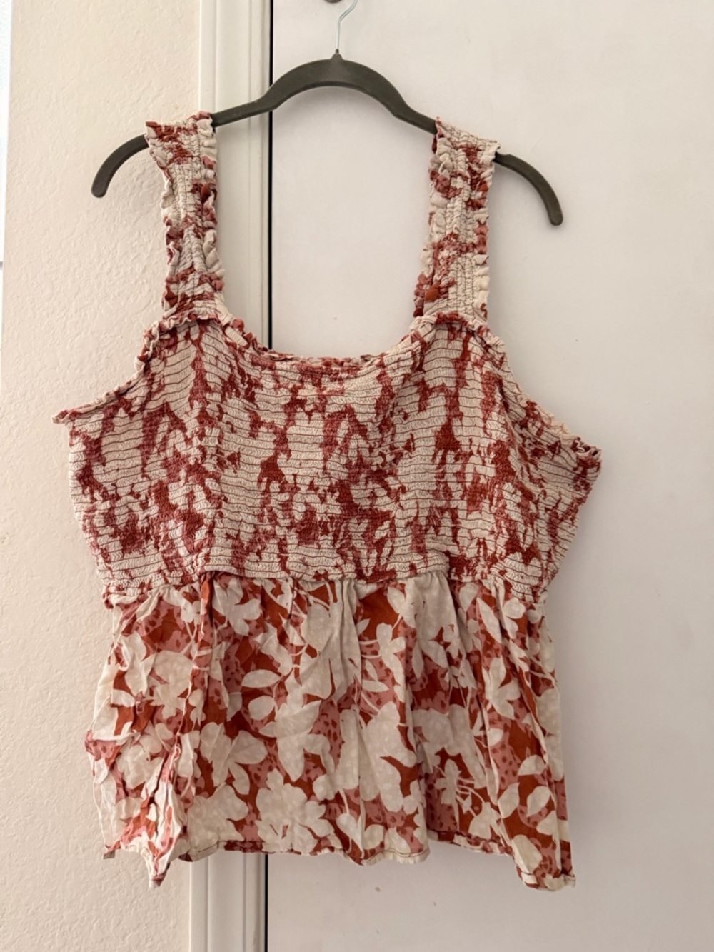 Old Navy Rust and Cream Smocked Floral Tank Top